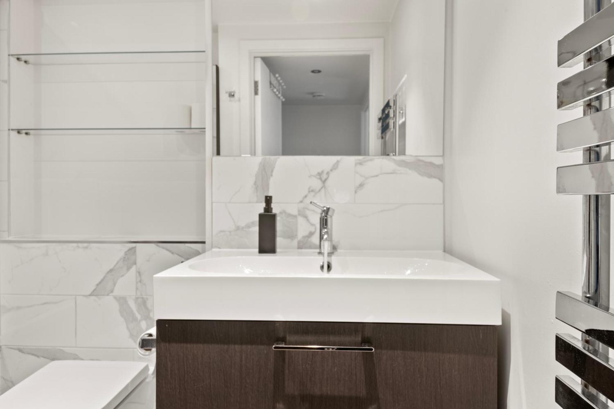 Sg, Charming Chelsea Balcony Appartement Londen