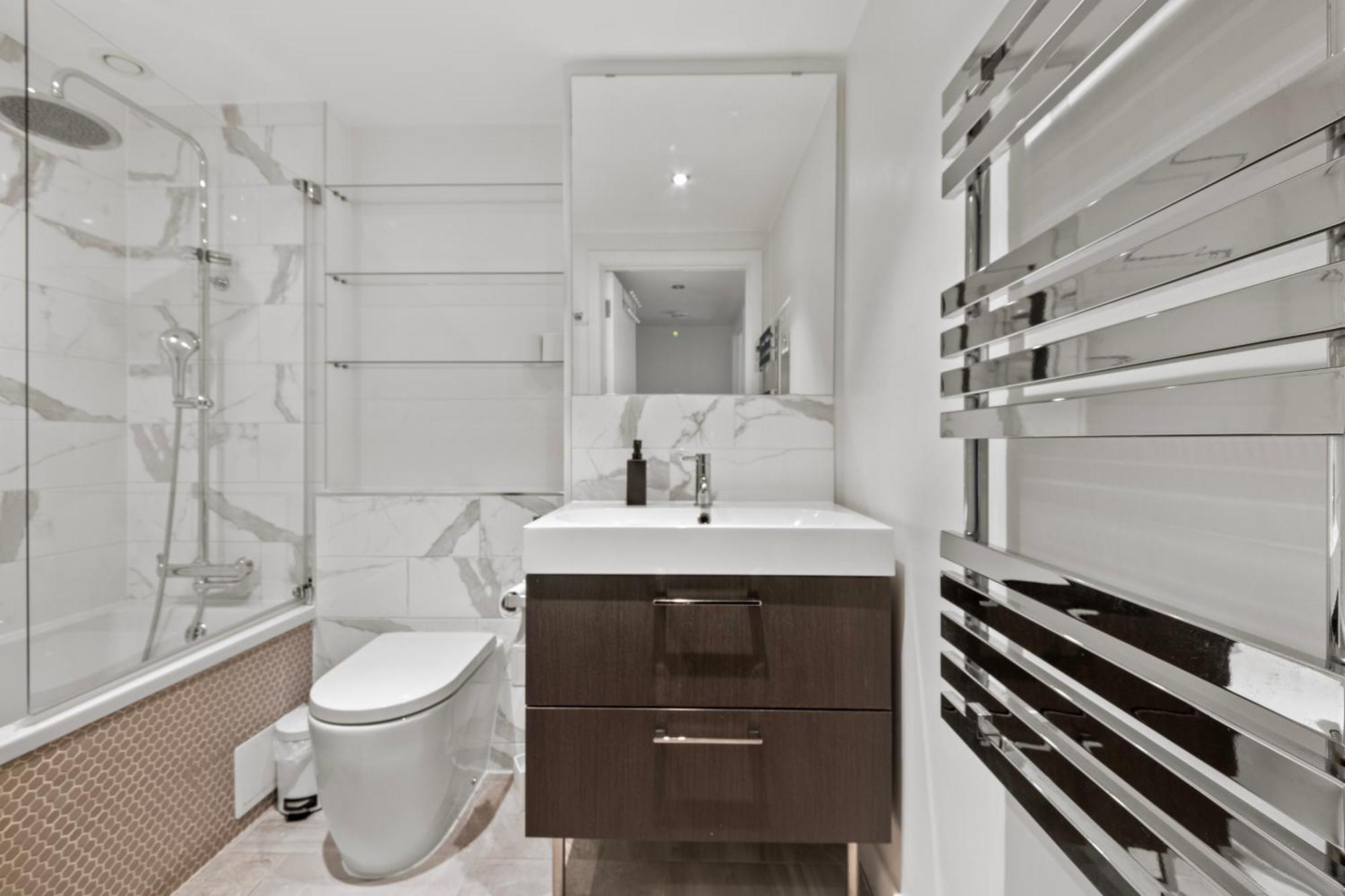Sg, Charming Chelsea Balcony Appartement Londen